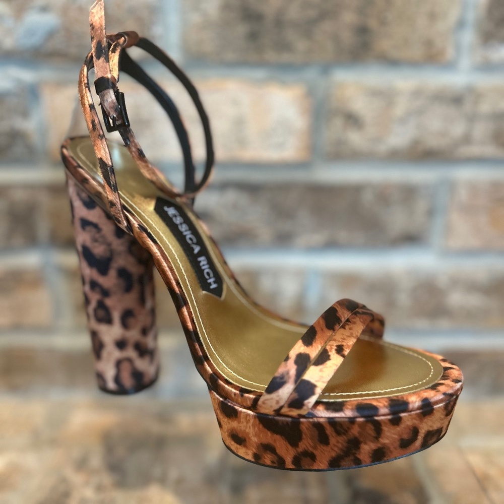 JESSICA RICH Leopard Platform Sandal